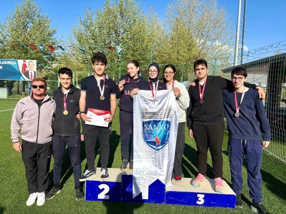 SANKO Okulları Okçulukta 10 Derece Elde Etti