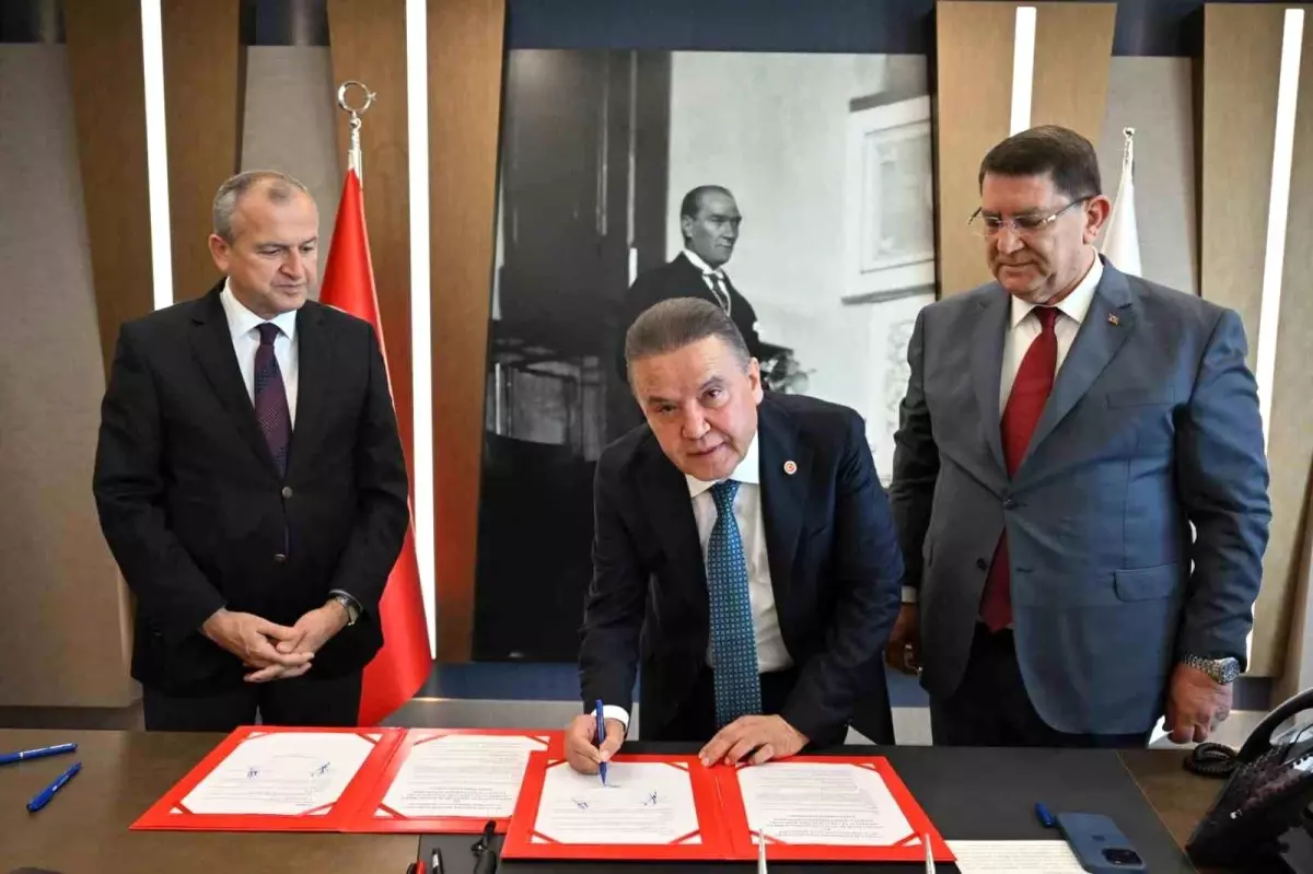 Antalya\'da Sıhhi Tesisatçılara Önemli Protokol