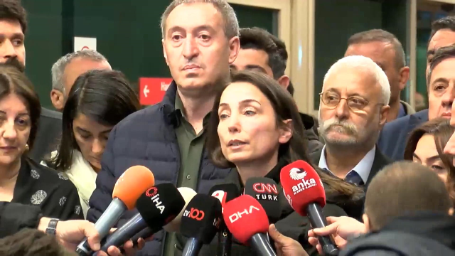 Sırrı Süreyya Önder'in ameliyatı sona erdi