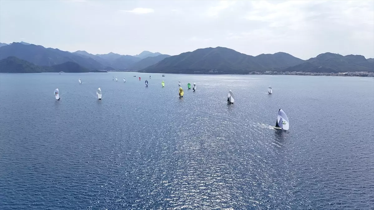Marmaris Yat Şampiyonası\'nda İkinci Gün Yarışları Tamamlandı