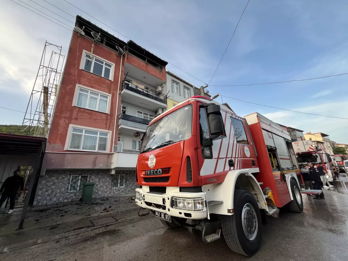 Körfez\'de Çatı Yangını