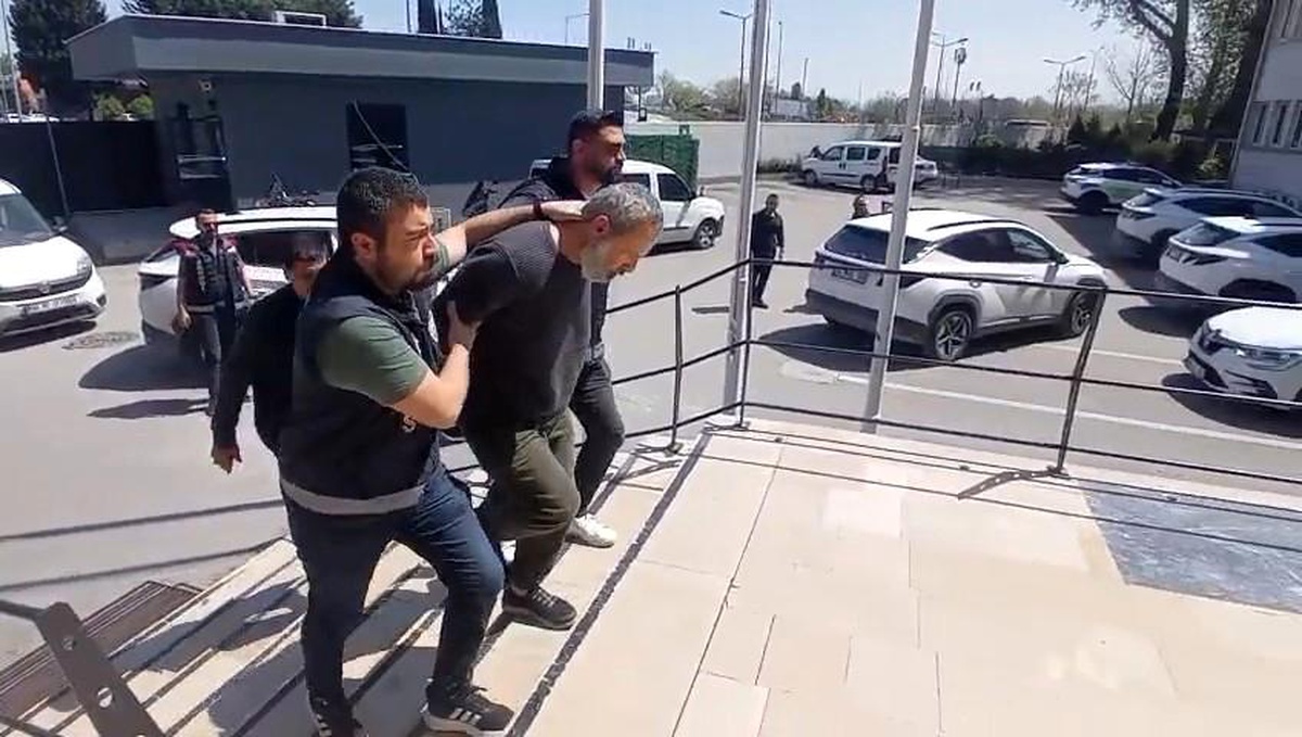 Bursa\'da Aranan Suçlu Operasyonla Yakalandı
