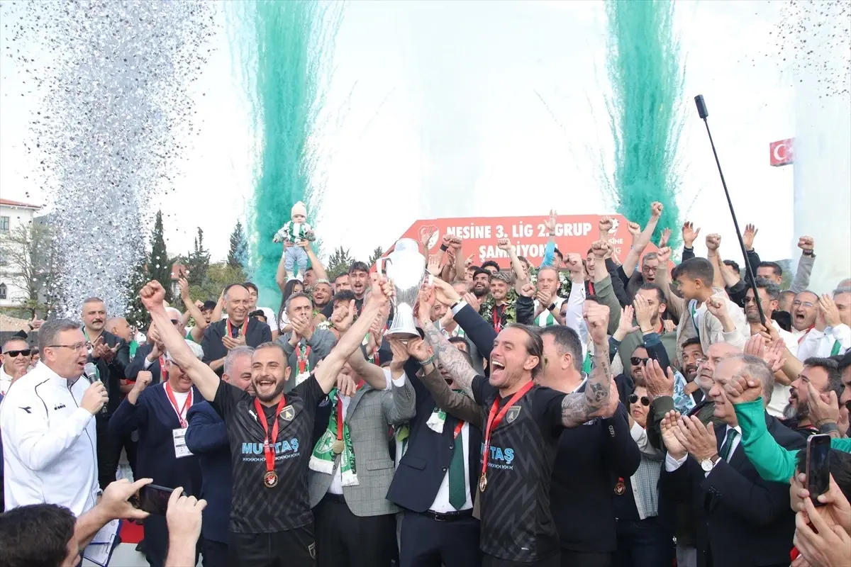 Muğlaspor 2. Lig\'e Yükseldi