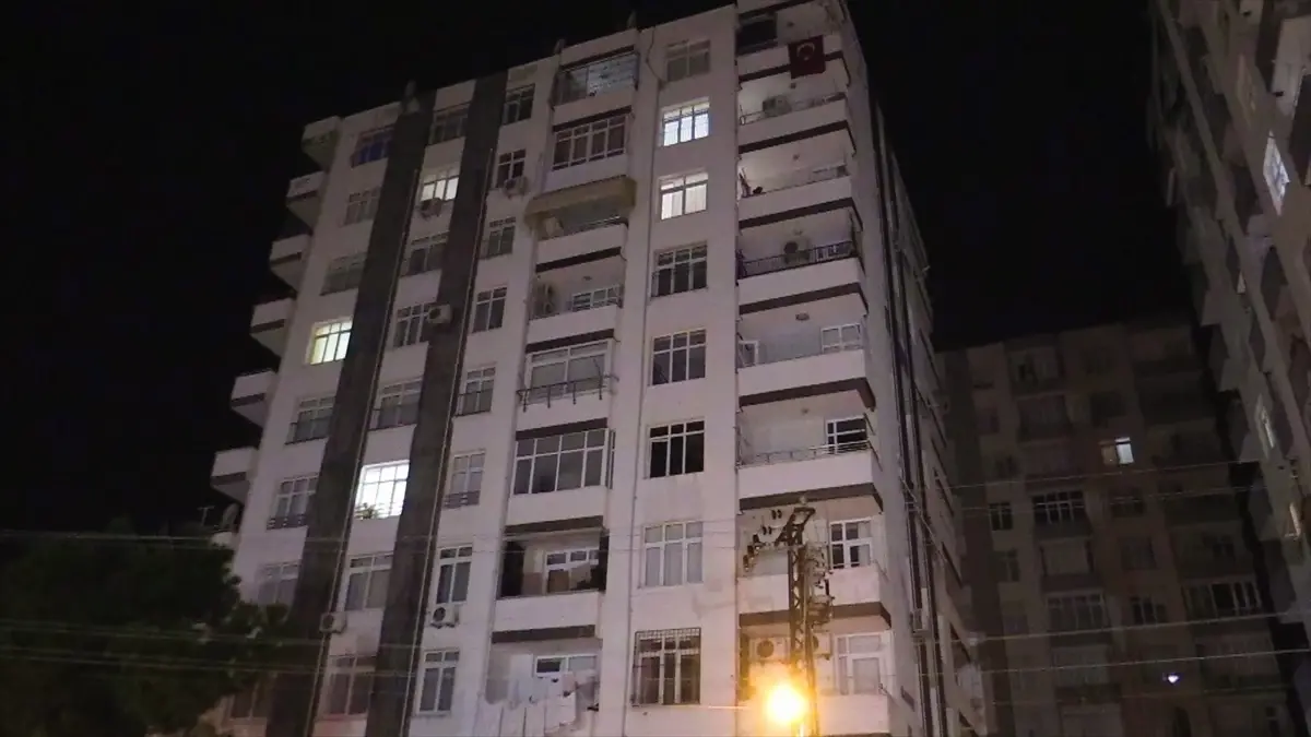 Adana\'da Yangında Bir Ceset Bulundu