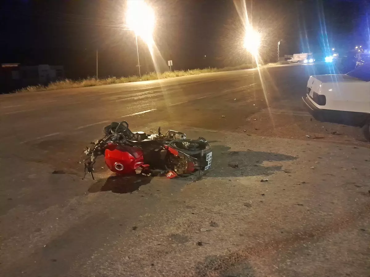 Adıyaman\'da Trafik Kazası: 1 Ölü, 3 Yaralı