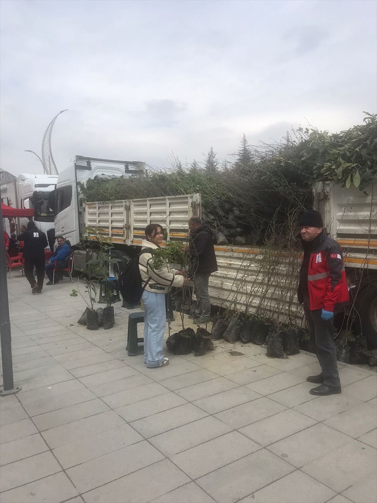 Kan Bağışına Fidan Hediyesi