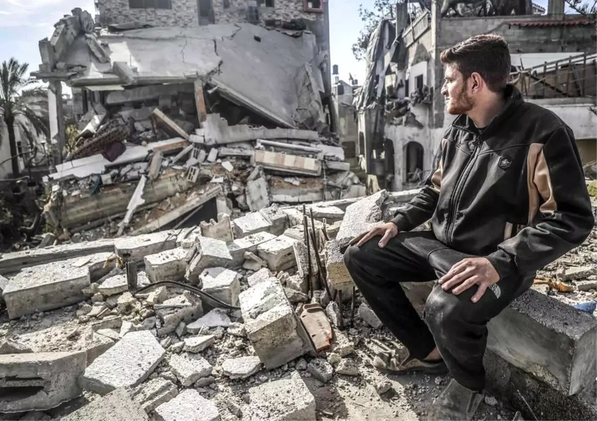 Cibaliye Kampı\'na Hava Saldırıları