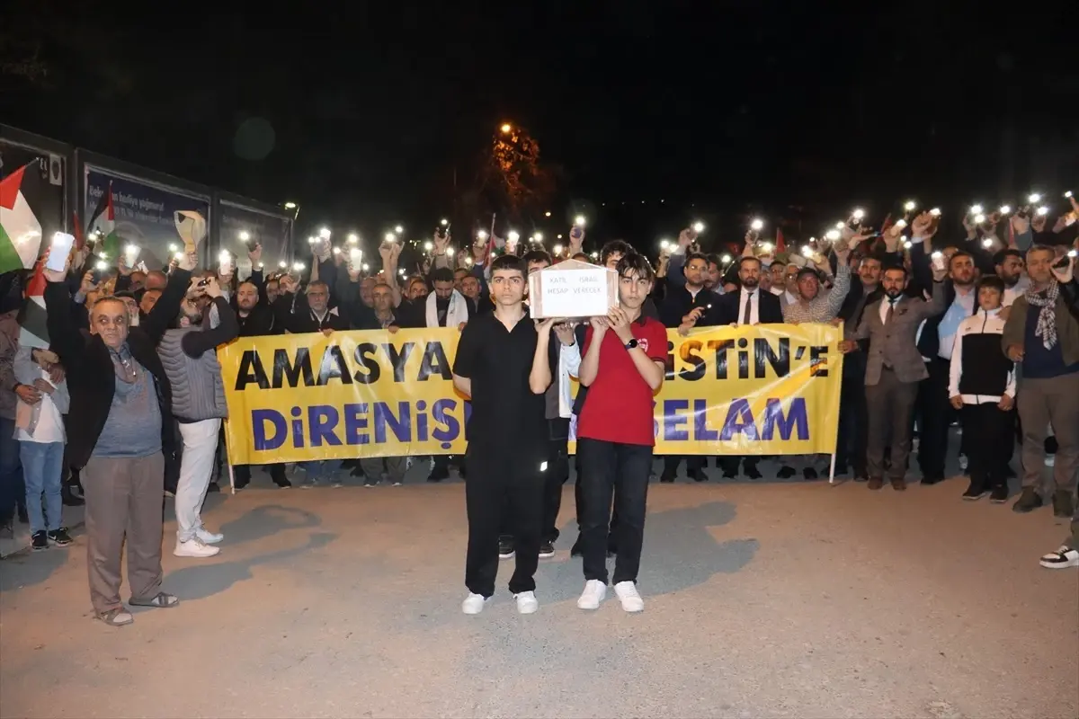 Amasya\'da İsrail\'e Protesto Yürüyüşü
