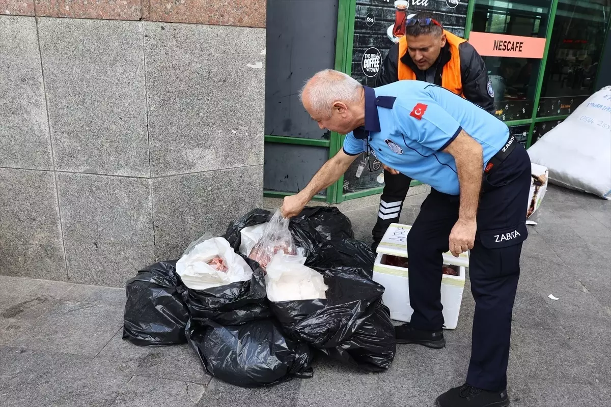 Antalya\'da Sağlıksız Et Taşımacılığına Cezai İşlem