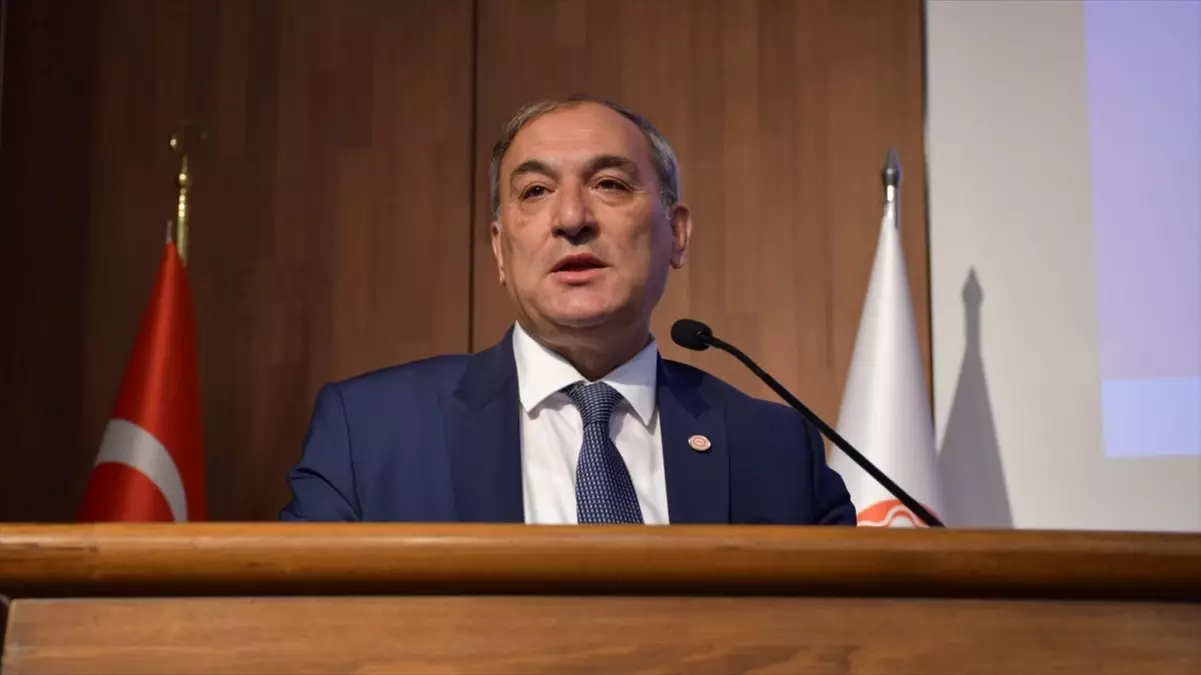 Diplomasi Zirvesi ATÜ\'de Başladı