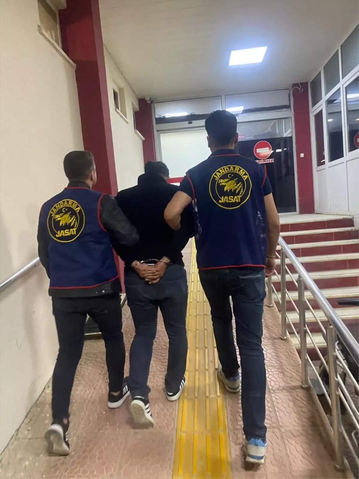 Firari Hükümlü Pansiyonda Yakalandı