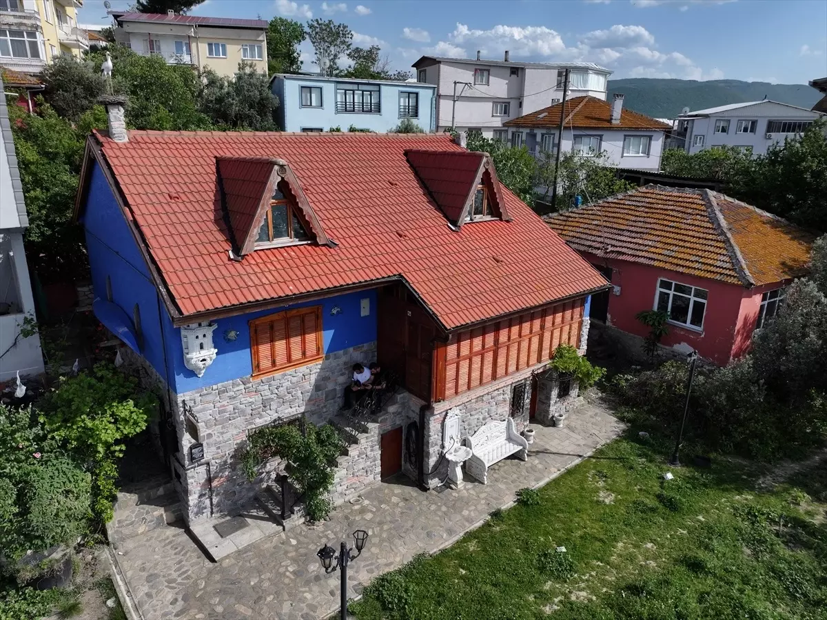 Ahşap Ustalığı ile Tarihi Yapıları Yeniden Yaşatıyor