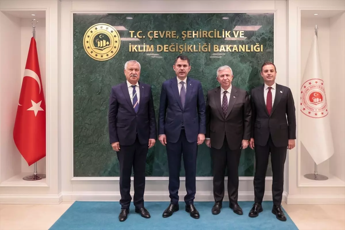 Bakan Kurum, Yerel Yönetimleri Ağırladı