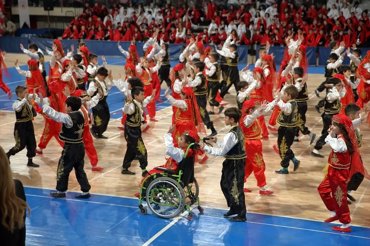 Selenay Kaya\'nın Bayram Coşkusu
