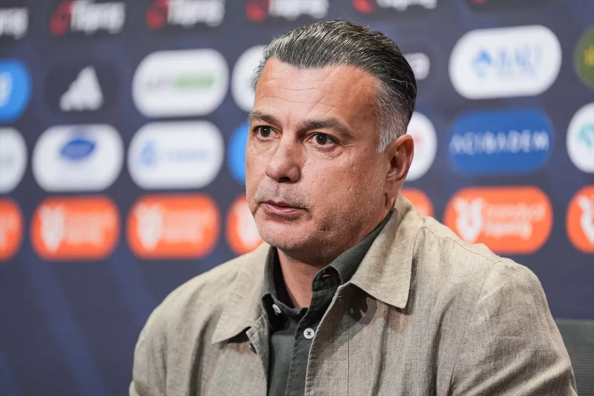Hatayspor Teknik Direktörü: \'Hedefimiz Süper Lig\'e Dönüş\'