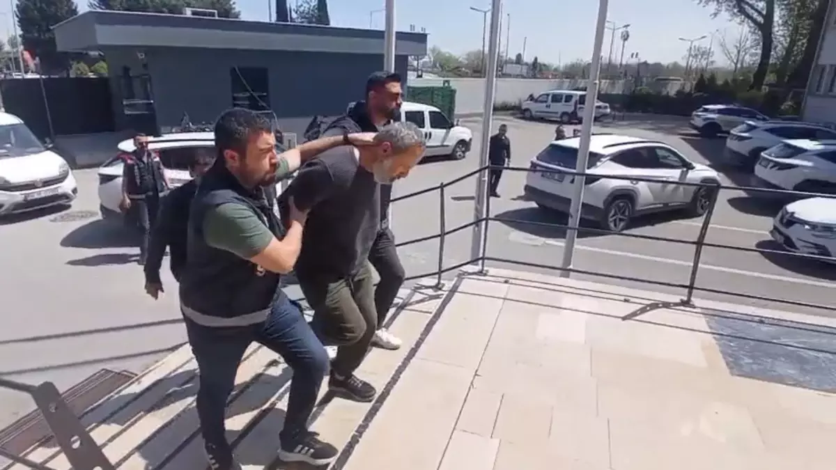 Dolandırıcılık Şüphelisi Bursa\'da Yakalandı