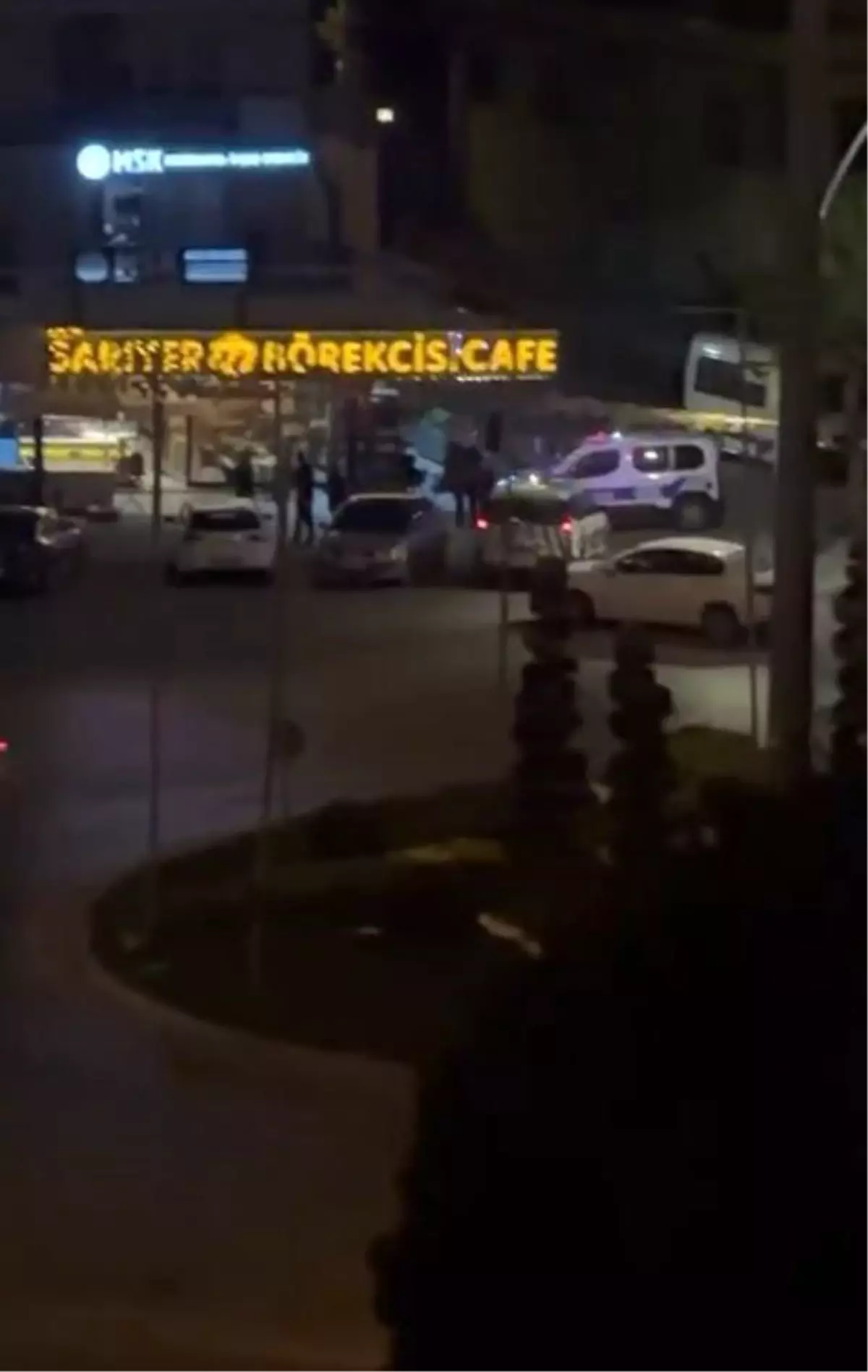 Büyükçekmece\'de Motosikletli Şahıslara Polis Açık Ateş