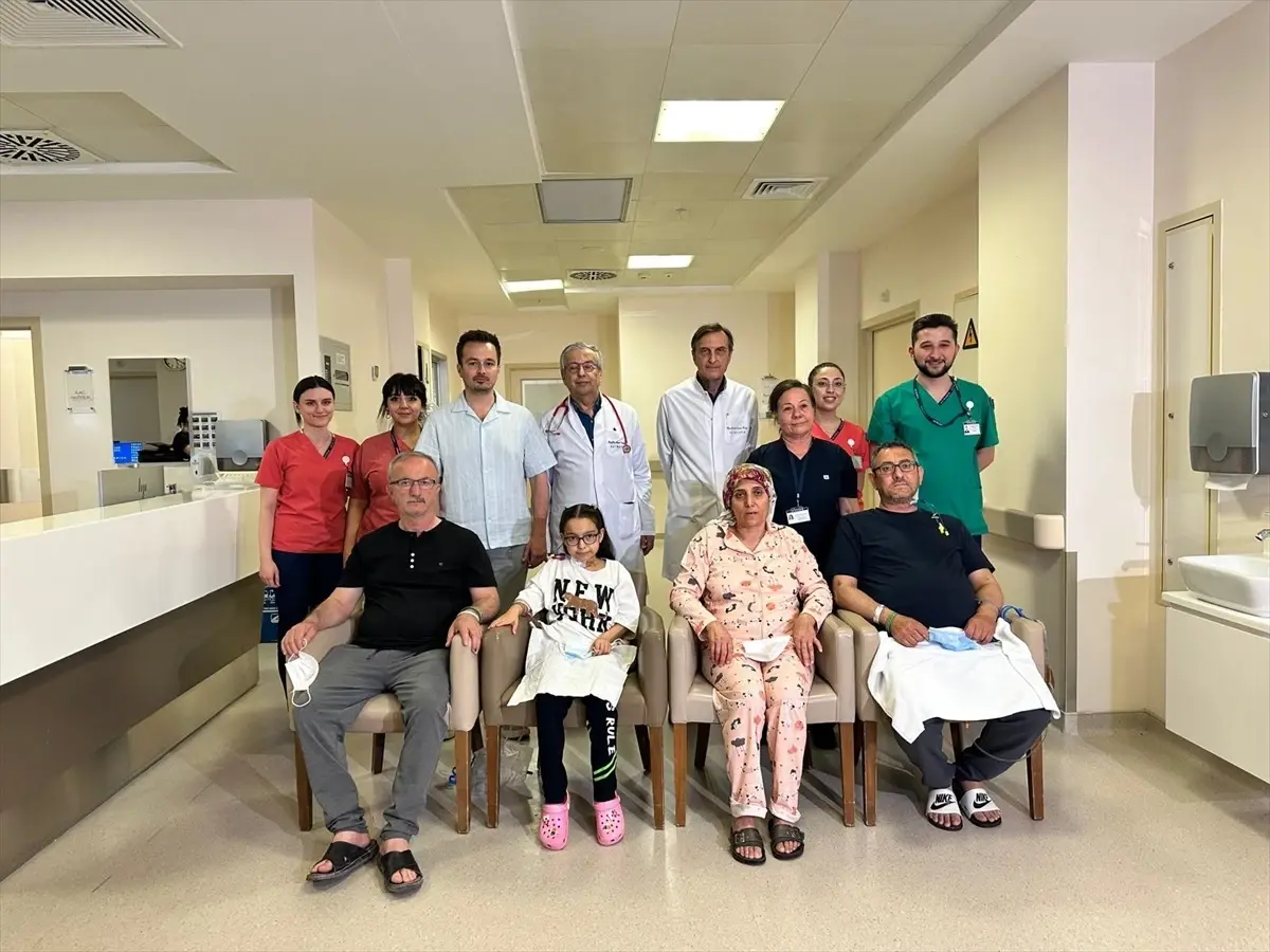 Ayşe, Çapraz Nakil ile Sağlığına Kavuştu
