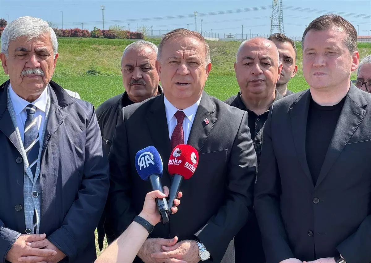 Zeybek, İmamoğlu\'nu Cezaevinde Ziyaret Etti