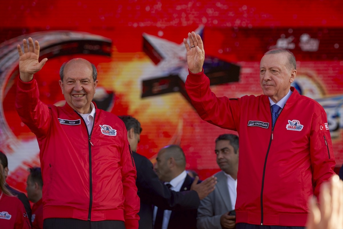 Cumhurbaşkanı Erdoğan: "Merhum Önder\'in de son dönemde büyük emek verdiği Terörsüz Türkiye menziline vasıl olacağımıza yürekten inanıyorum"