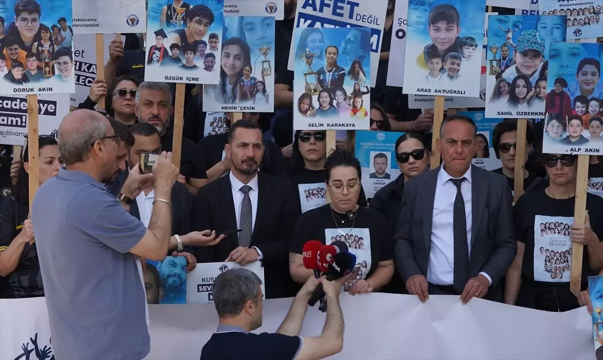 Depremin Sorumluları Yargılanıyor