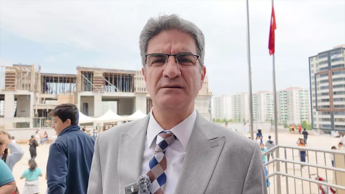 Gazzeli Çocuklar İçin Kermes Düzenlendi