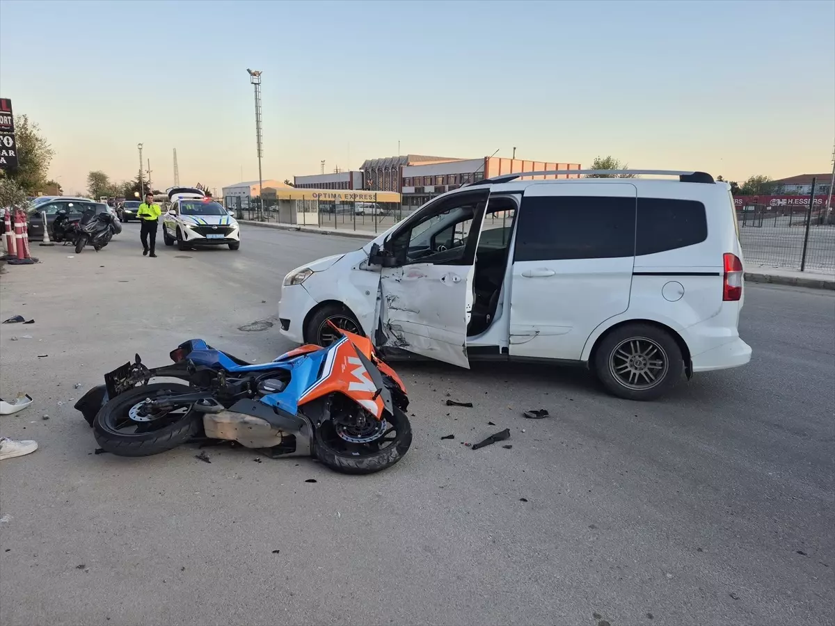 Edirne\'de Motosiklet Kazası: Bir Yaralı