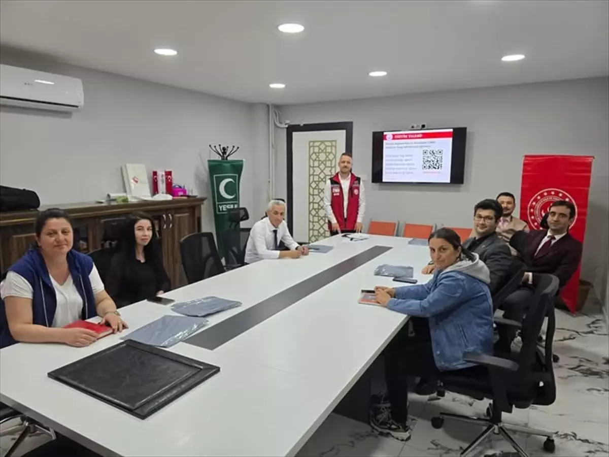 Edirne\'de Bağımlılıkla Mücadele Eğitimi Verildi