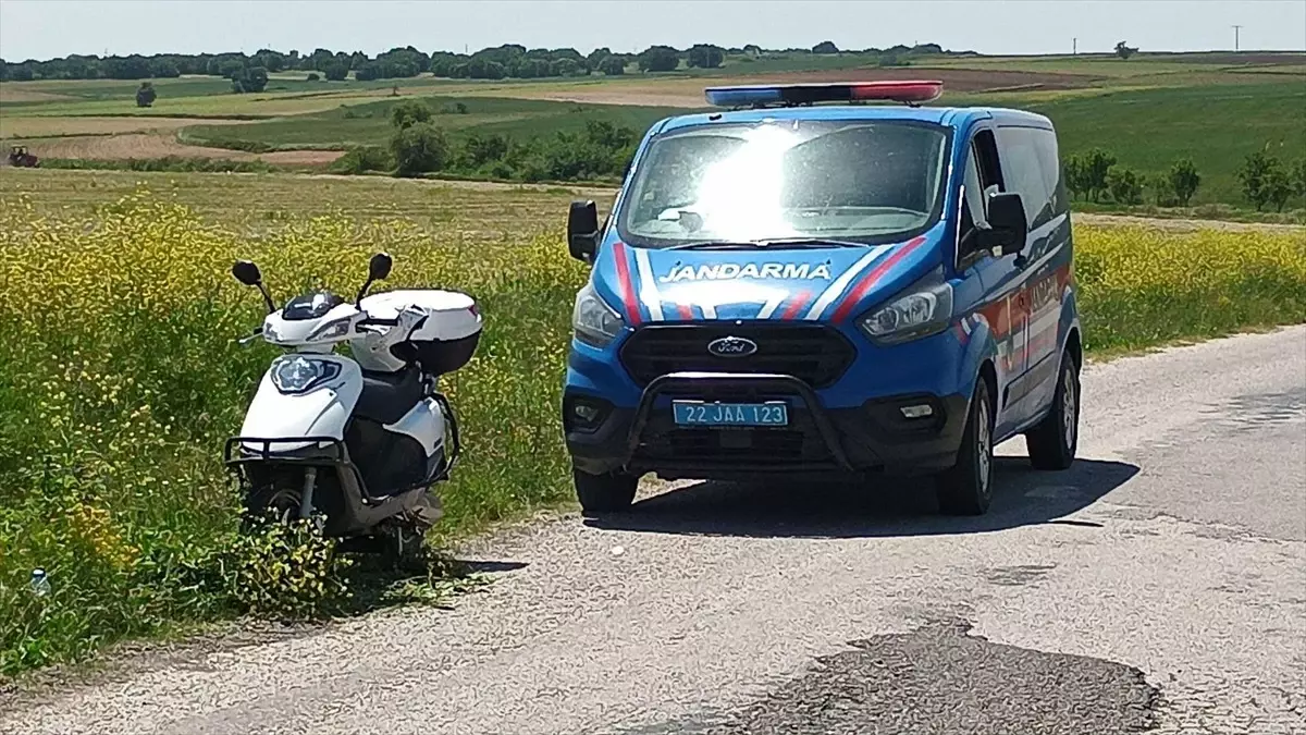 Edirne\'de Motosiklet Kazası: 2 Yaralı