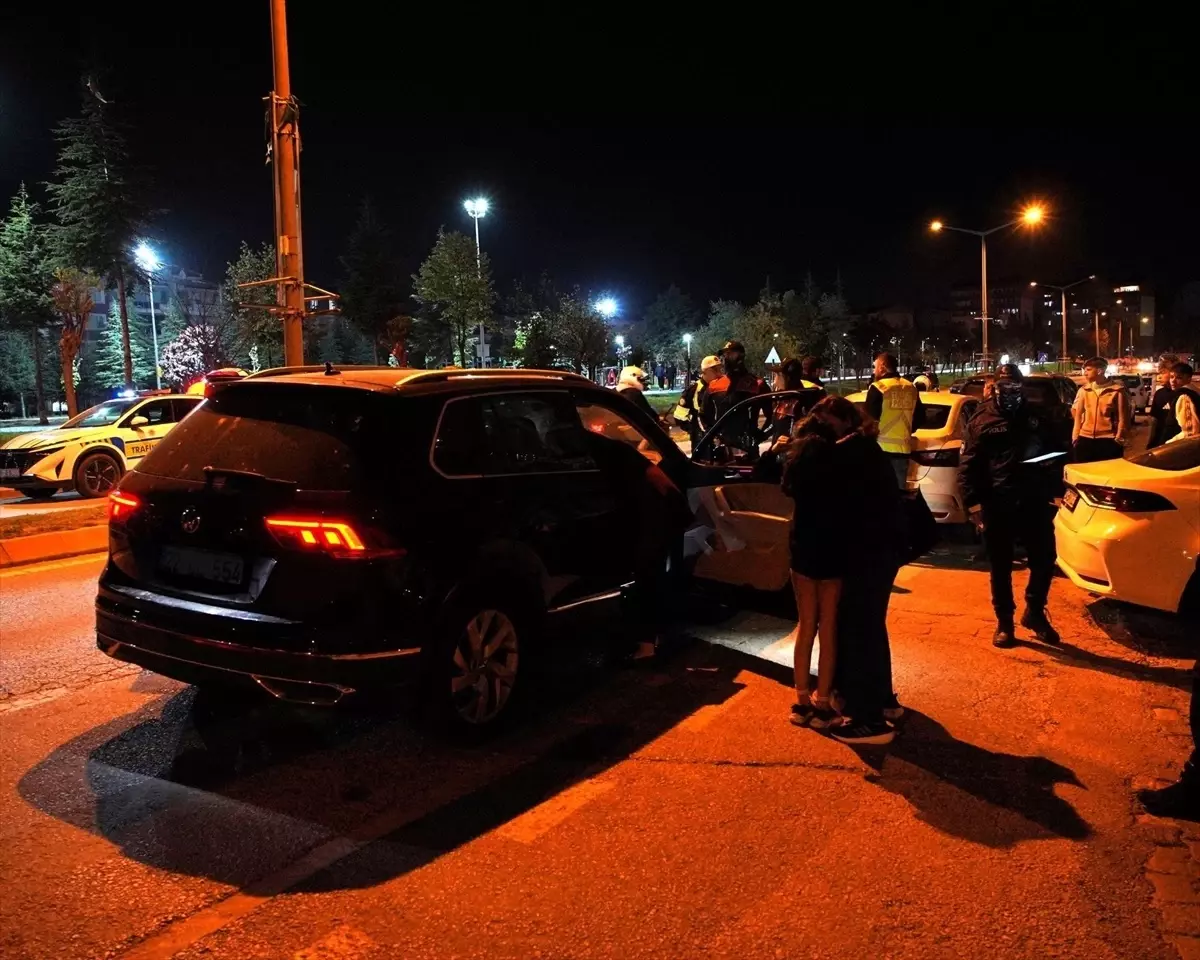 Alkolmetreye Üflemeyen Kadına Ceza