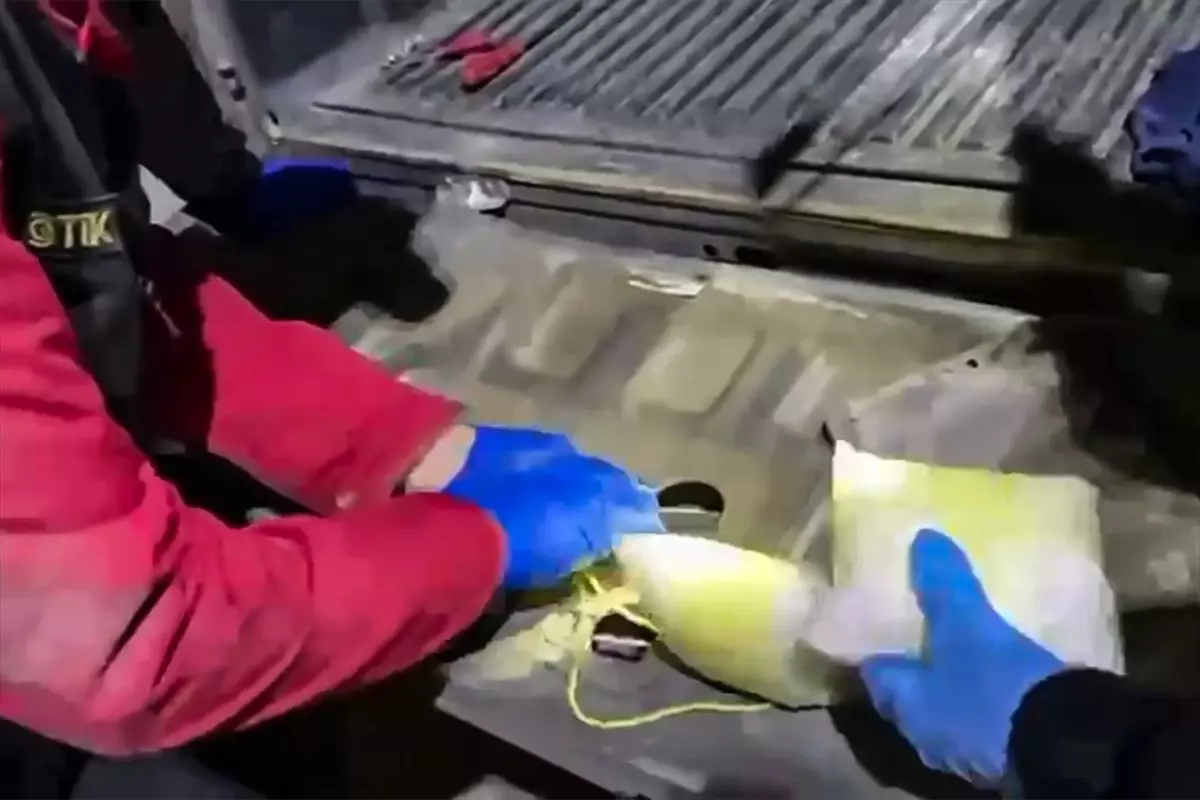 Elazığ\'da Uyuşturucu Operasyonu: Sürücü Tutuklandı