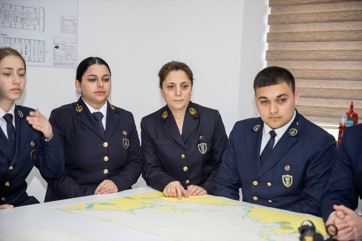 Emekli Kadın Kaptan Olma Hayalinde