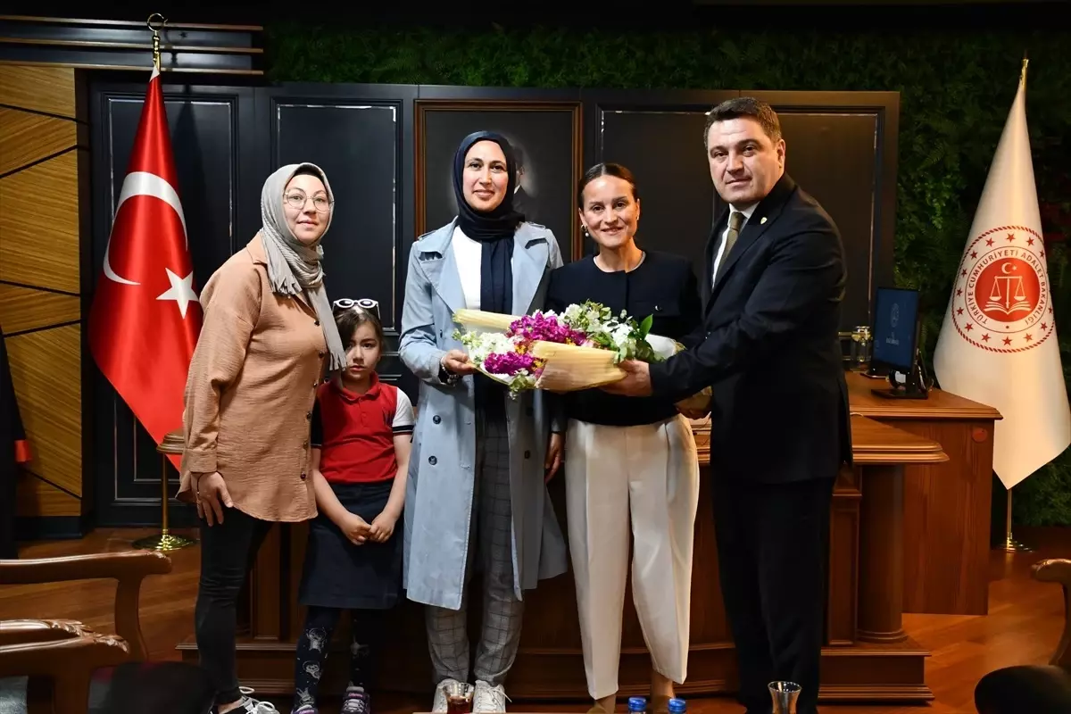 Başsavcı Karakülah, 1. Sınıf Öğrencisi Hira ile Buluştu