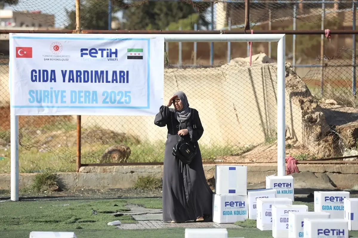 Dera\'ya 1500 Gıda Kolisi Dağıtıldı