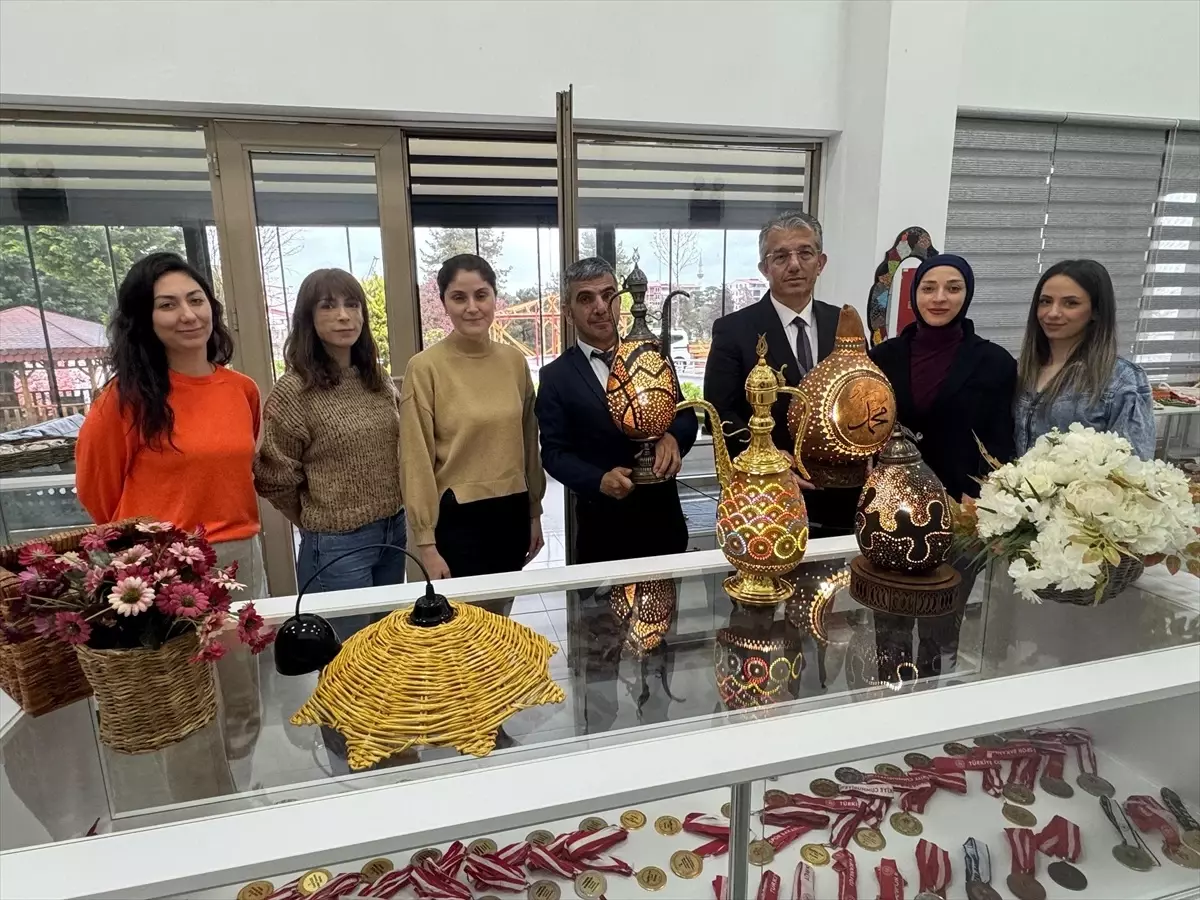 Giresun\'da Özel Bireylerin El Sanatları Sergisi