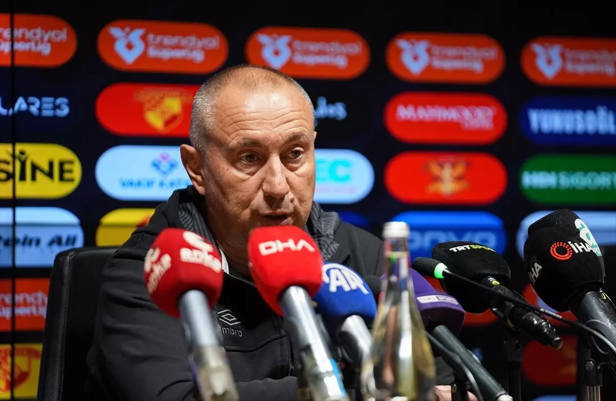 Stoilov: Sakatlıklar Zorlaştırıyor