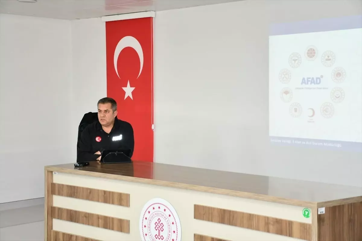 Gümüşhacıköy\'de Afet Müdahale Toplantısı