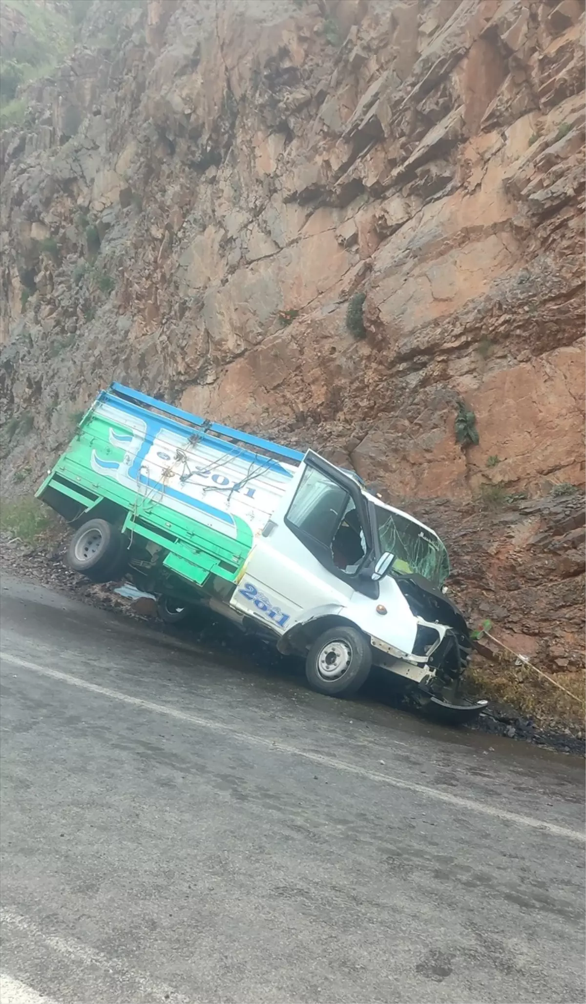 Hakkari\'de Kaza: 1 Ölü, 1 Yaralı