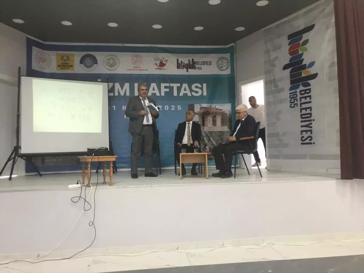 Hüyük\'te Tarih ve Çilek Paneli