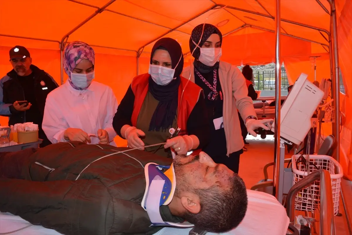 İscehisar Hastanesinde Afet Tatbikatı
