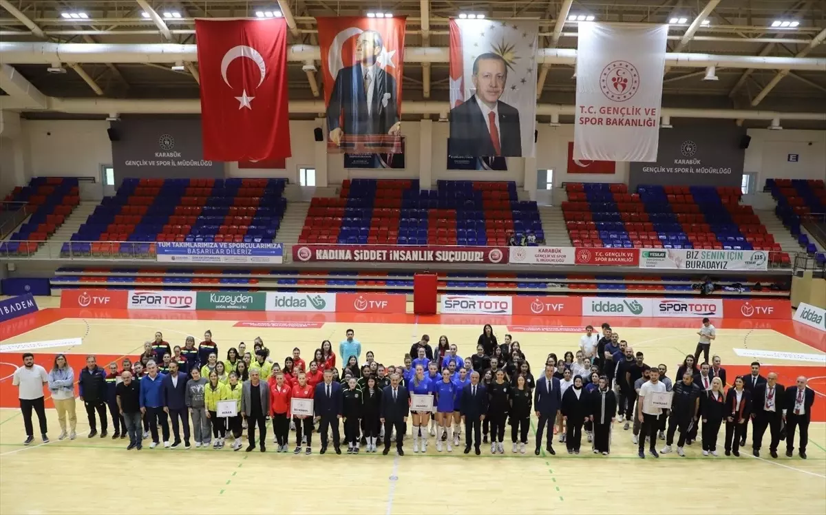 İşitme Engelliler Voleybol Şampiyonası Karabük\'te