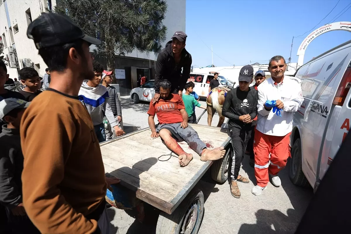 İsrail\'in Gazze Saldırıları: 14 Filistinli Öldü