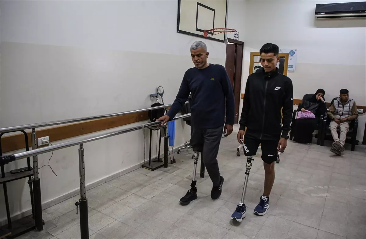 Gazze\'de Uzuv Kayıpları Artıyor