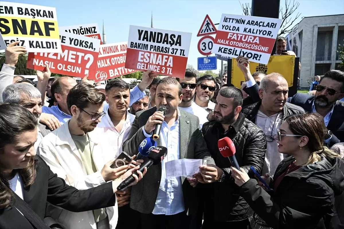Özel Halk Otobüsçülerinden İBB\'ye Eylem