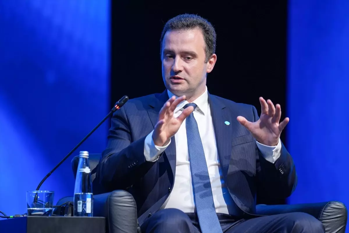 Enerji Zirvesi\'nde Tedarik Güvenliği Vurgusu