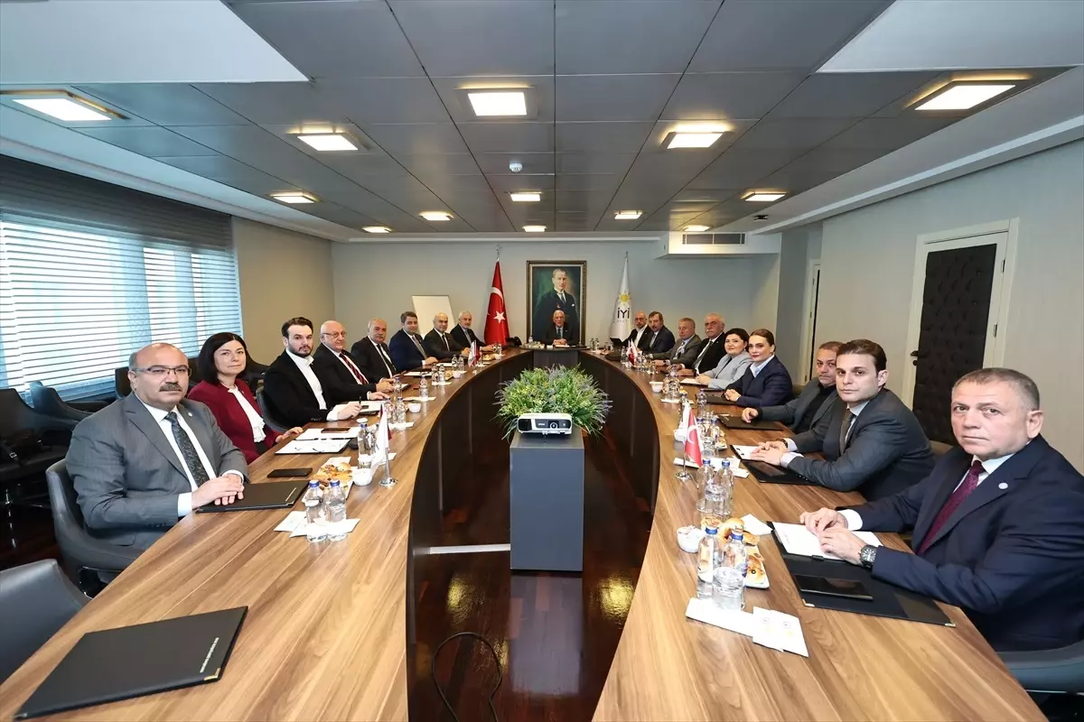 İYİ Parti Başkanlık Divanı Toplandı