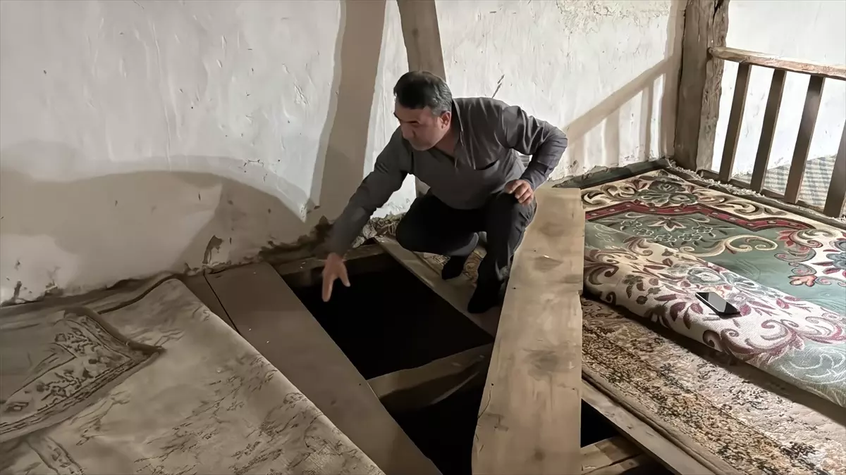 Cami Tahribi: Define Arayanlar Yakalandı mı?