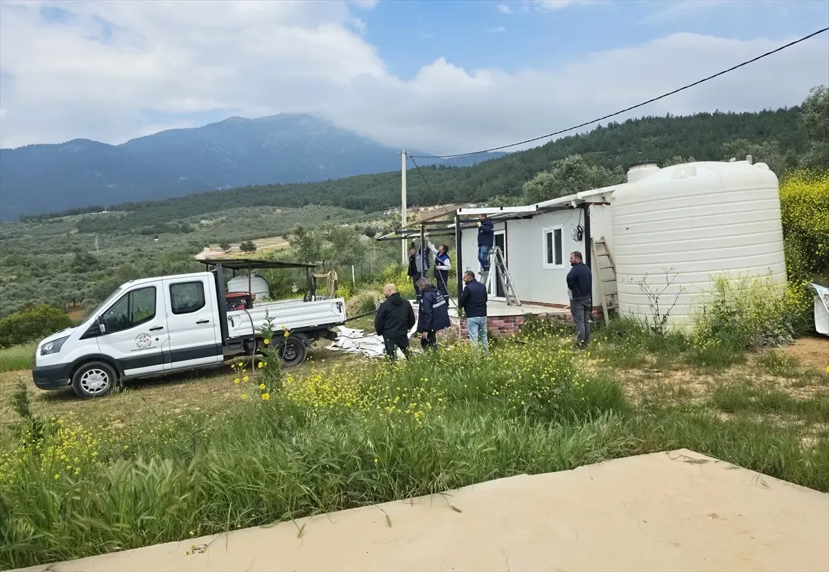 Kemalpaşa\'da Kaçak Yapı Yıkımları Başladı
