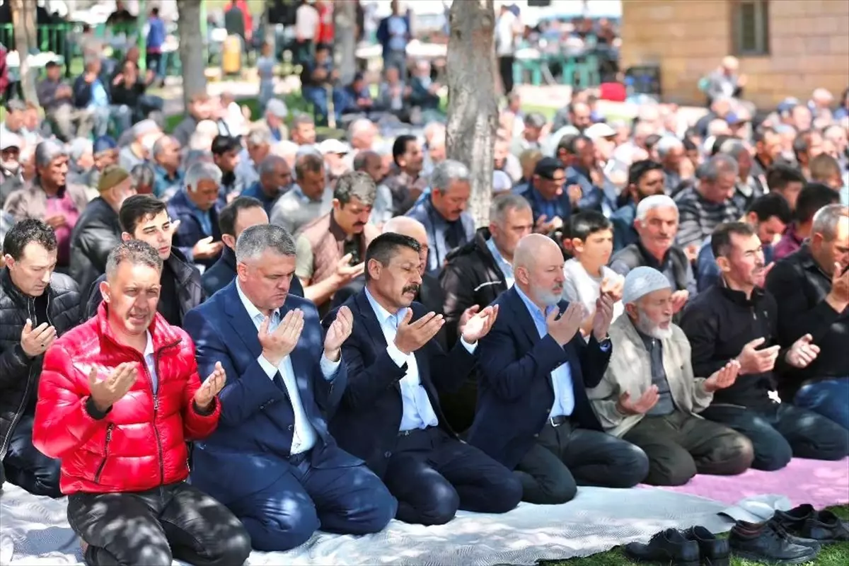 Yağmur ve Şükür Duası 508. Yılında
