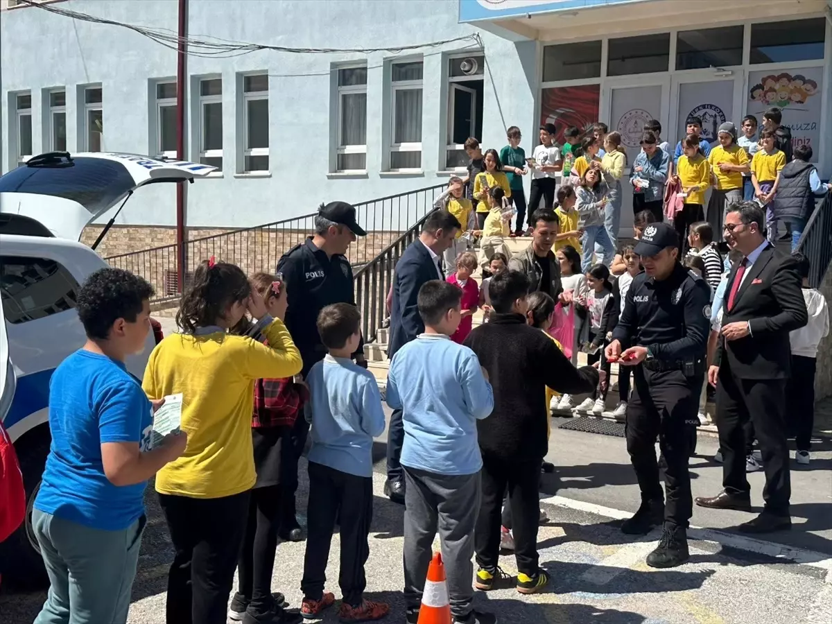 Ladik\'te Trafik Haftası Etkinliği